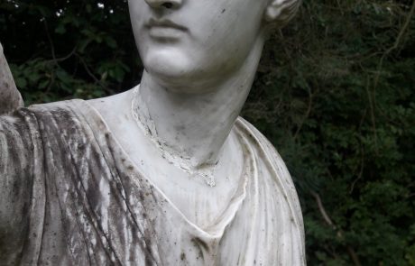 Conservation of a sculpture of Diana the Huntress